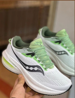 کتونی ساکونی تریمپ ۲۱/Saucony Triumph 21vietnam/ساخت ویتنام/سایز ۴۰ تا ۴۵/فروش بصورت عمده و تک