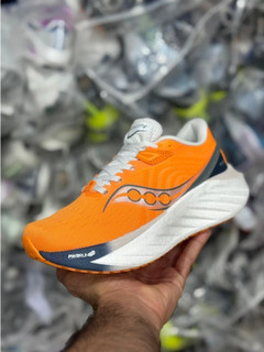 کتونی ساکونی تریمپ۲۲/ Saucony Triumph 22/سایز ۳۶ تا ۴۵. فروش بصورت عمده و تک .تضمین کیفیت کالا