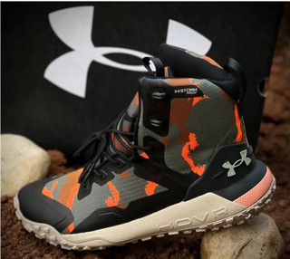 بوت اندرارمورمدل هاورداون ضد آب/Under armor hovr / ساخت ویتنام/ مستر کوالیتی a , کیفیت بالا سایز ۴۰ تا ۴۵ تنوع در ۴ رنگ جذاب همراه با جعبه بارکد دار